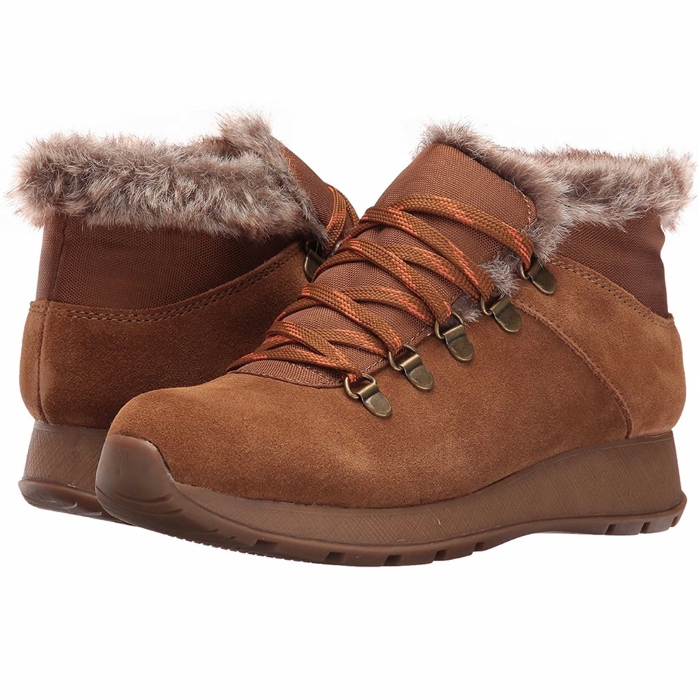 NWT Baretraps Grazi Whiskey Boots Size 9 M